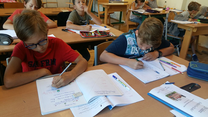 Sch&uuml;lerinnen am Englisch-Tagescamp Kalksburg