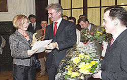 Irena K&ouml;stenbauer mit Wolfgang Strobl und Slawomir Iwanowski