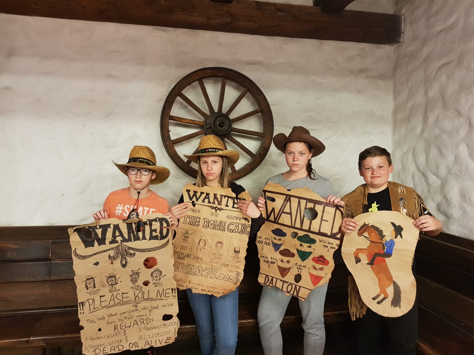 Projektarbeit und Vern&uuml;gen mit geschichtlichen Scetches